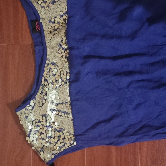 2B Bebe Top - Picture 2 of 6